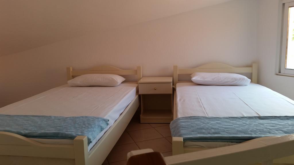 Apartament Amparoudes Kriopigi Pokój zdjęcie